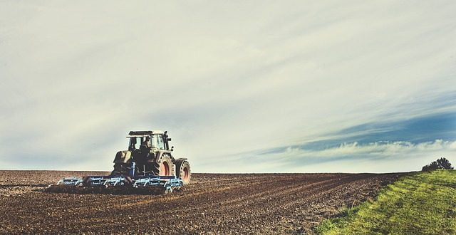 tractor